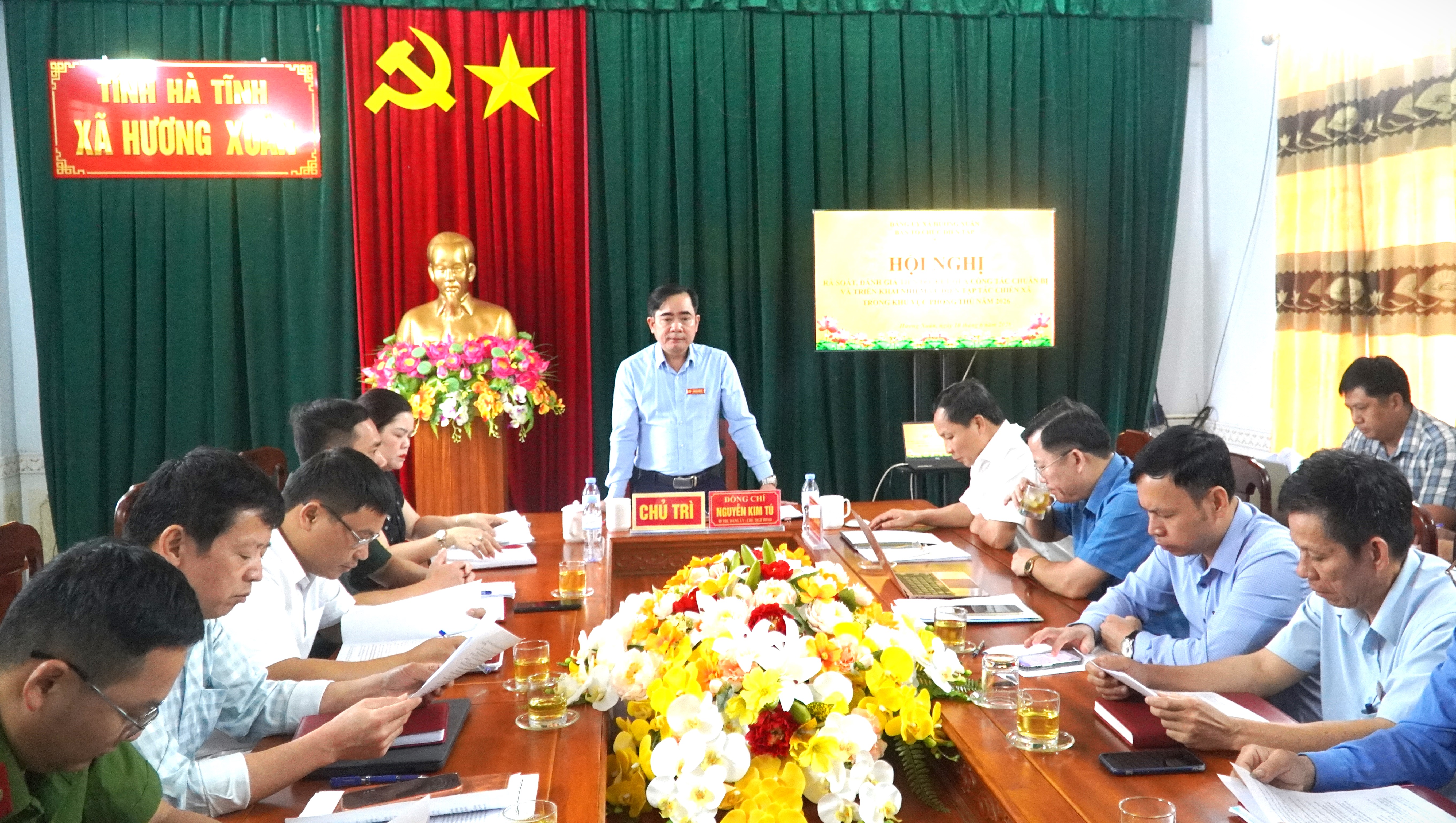 Xã Hương Xuân tổ chức Hội nghị rà soát, đánh giá tiến độ công tác chuẩn bị diễn tập tác chiến xã trong khu vực phòng thủ năm 2026
