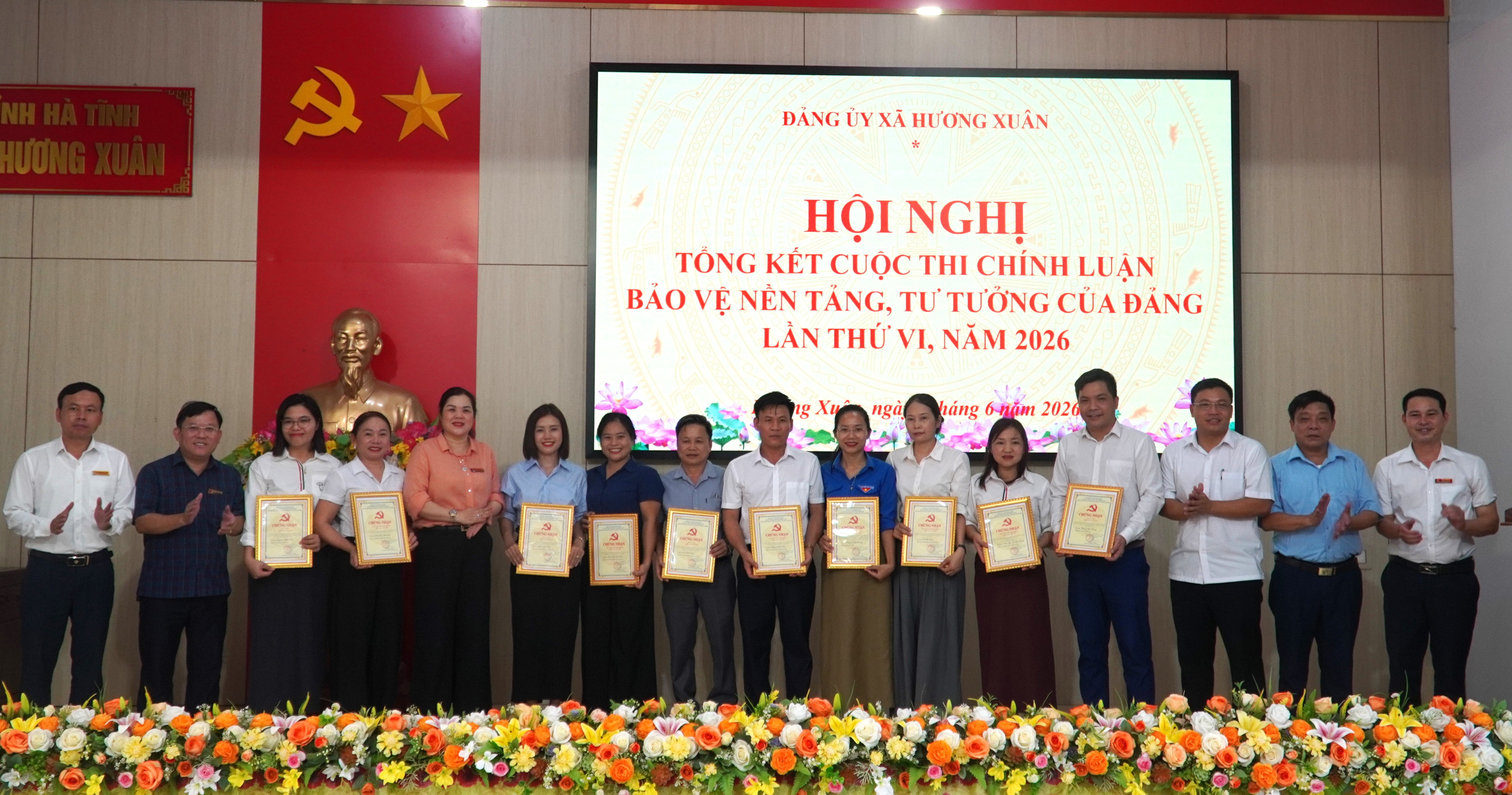 Xã Hương Xuân tổ chức Hội nghị tổng kết Cuộc thi chính luận về bảo vệ nền tảng tư tưởng của Đảng năm 2026