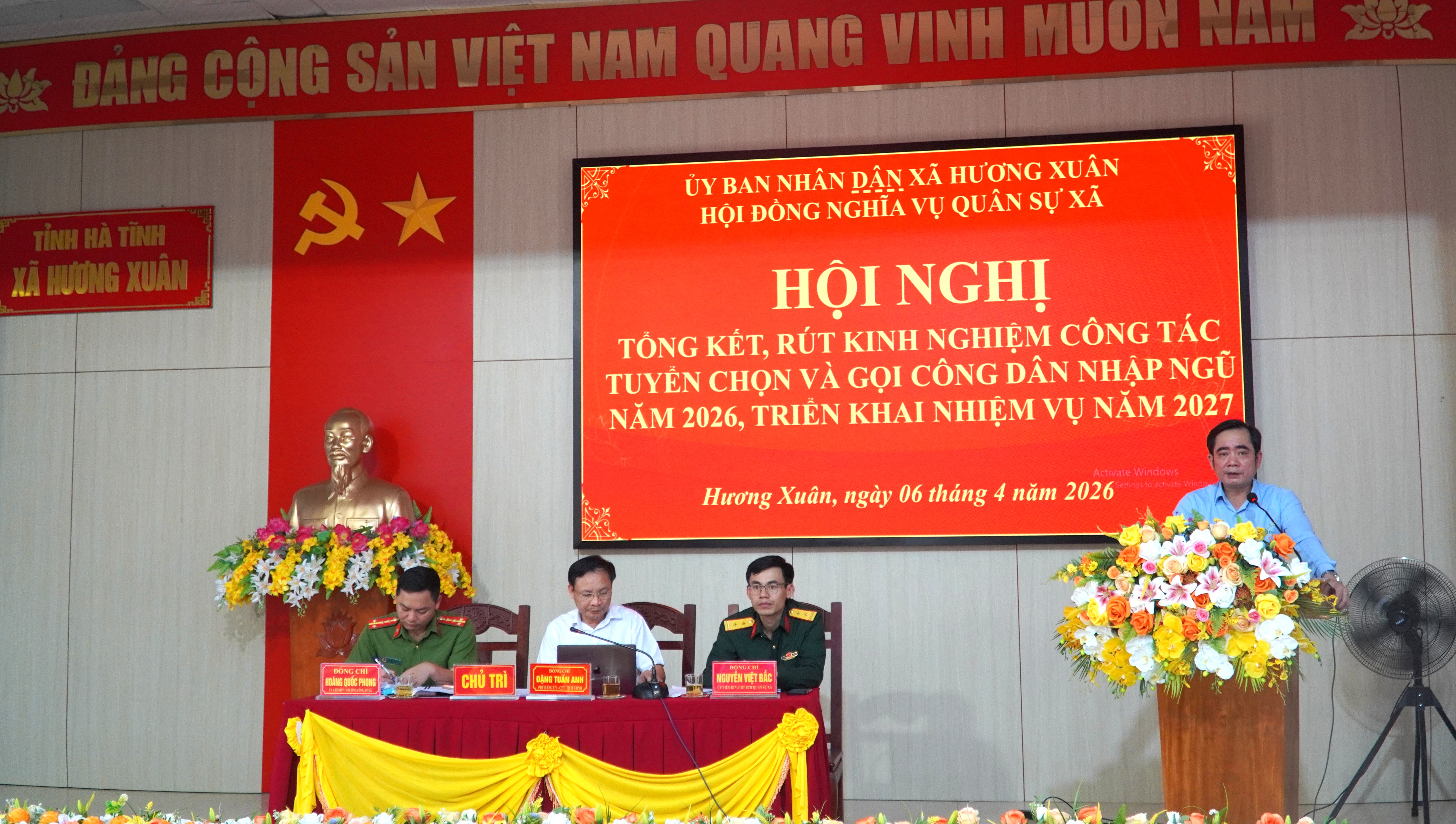 Xã Hương Xuân tổ chức hội nghị tổng kết, rút kinh nghiệm công tác tuyển chọn và gọi công dân nhập ngũ năm 2026, triển khai nhiệm vụ năm 2027.