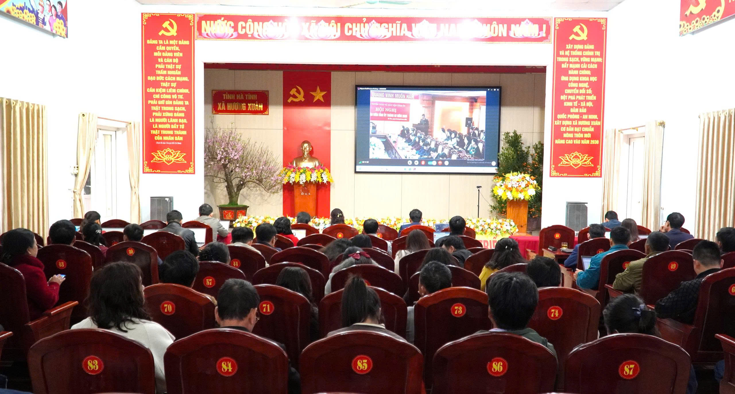 Đảng uỷ xã Hương Xuân tham dự Hội nghị Báo cáo viên Tỉnh uỷ tháng 02/2026