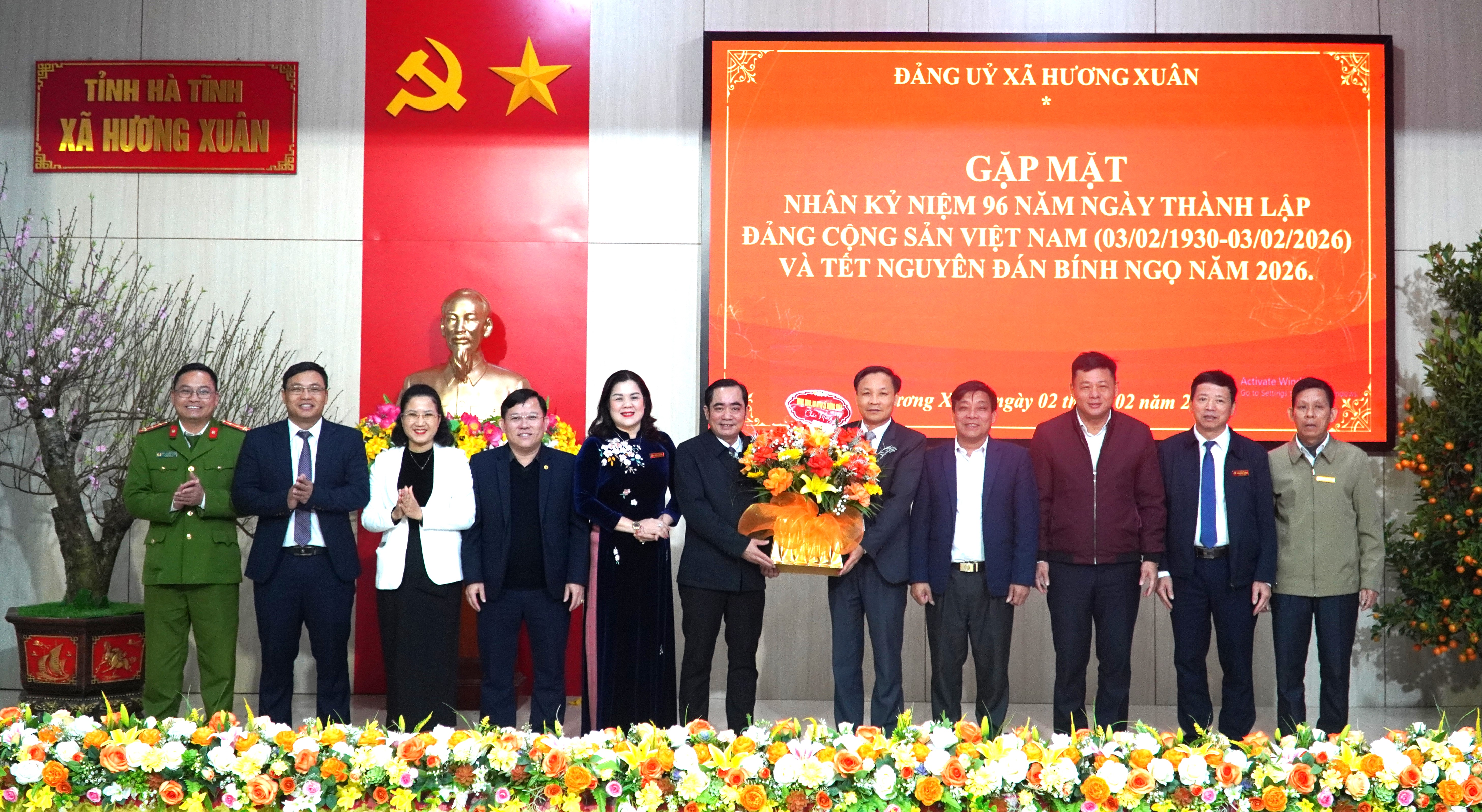 Đảng ủy xã Hương Xuân tổ chức Hội nghị gặp mặt kỷ niệm 96 năm Ngày thành lập Đảng, mừng Tết Nguyên đán Bính Ngọ 2026 và phát động phong trào thi đua xây dựng “Chi bộ 4 tốt”, “Đảng viên 4 tốt”