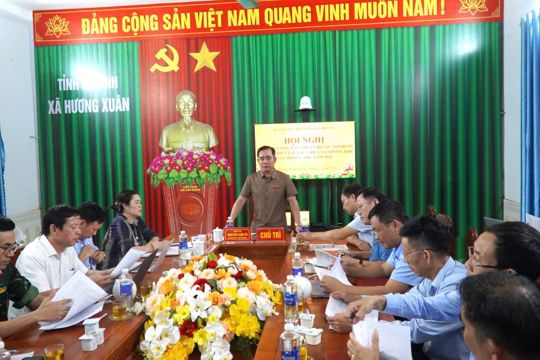 Xã Hương Xuân tổ chức hội nghị soát xét công tác chuẩn bị các nội dung phục vụ diễn tập tác chiến xã trong khu vực phòng thủ năm 2026