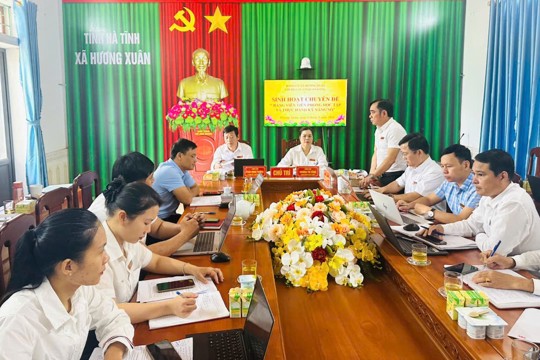Chi bộ cơ quan Đảng xã Hương Xuân tổ chức thành công sinh hoạt chuyên đề quý III năm 2026 với nội dung “Đảng viên tiên phong học tập và thực hành kỹ năng số” 