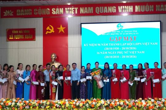 Xã Hương Xuân gặp mặt kỷ niệm 96 năm thành lập hội LHPN Việt Nam (20/10/1930-20/10/2026) 16 năm ngày phụ nữ Việt nam (20/10/2010-20/10/2026)