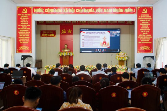 Hương Xuân tham dự Hội nghị Báo cáo viên Tỉnh ủy tháng 10 năm 2026 