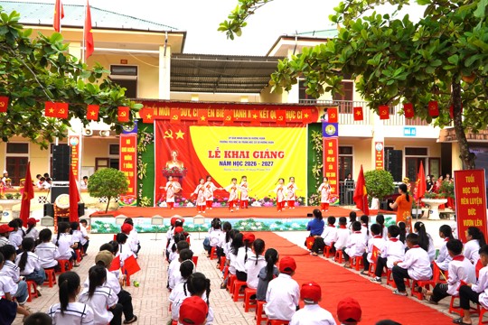 HƯƠNG XUÂN HÒA CHUNG KHÔNG KHÍ NGÀY KHAI GIẢNG NĂM HỌC MỚI 2026–2027 