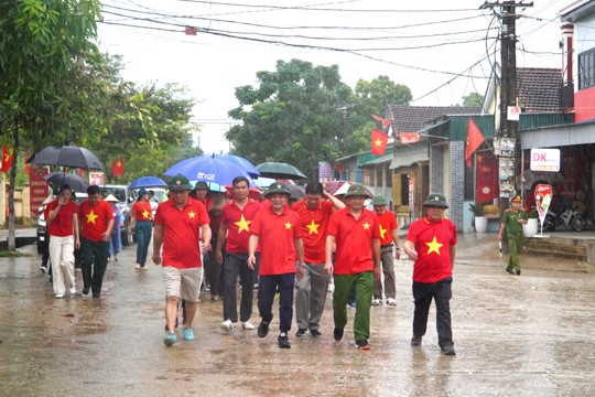 Hương Xuân sôi nổi hưởng ứng Chương trình “Cùng Việt Nam tiến bước” năm 2026
