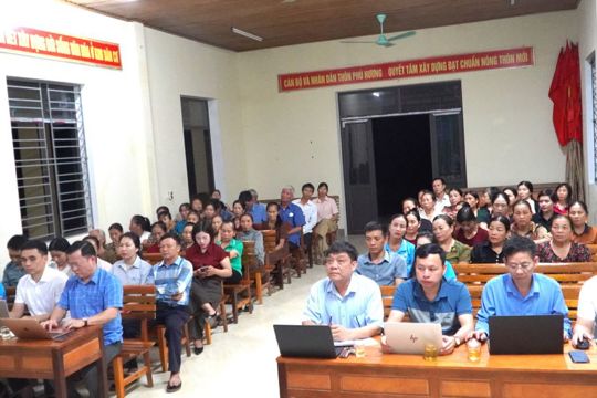 Xã Hương Xuân tổ chức sinh hoạt chuyên đề “Tháng nghe hội viên nói” tại thôn Phú Hương
