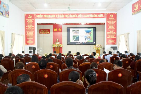 Hương Xuân tổ chức Hội nghị học tập, quán triệt, tuyên truyền và triển khai thực hiện các nghị quyết, chỉ thị, kết luận của Trung ương và Tỉnh