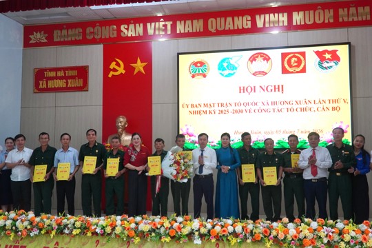 Xã Hương Xuân tổ chức Hội nghị Uỷ ban Mặt trận Tổ quốc lần thứ V, nhiệm kỳ 2025-2030 về công tác tổ chức, cán bộ 