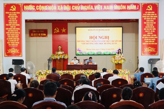 Thường trực Đảng ủy xã Hương Xuân làm việc chuyên đề với Trường Tiểu học Hương Xuân 