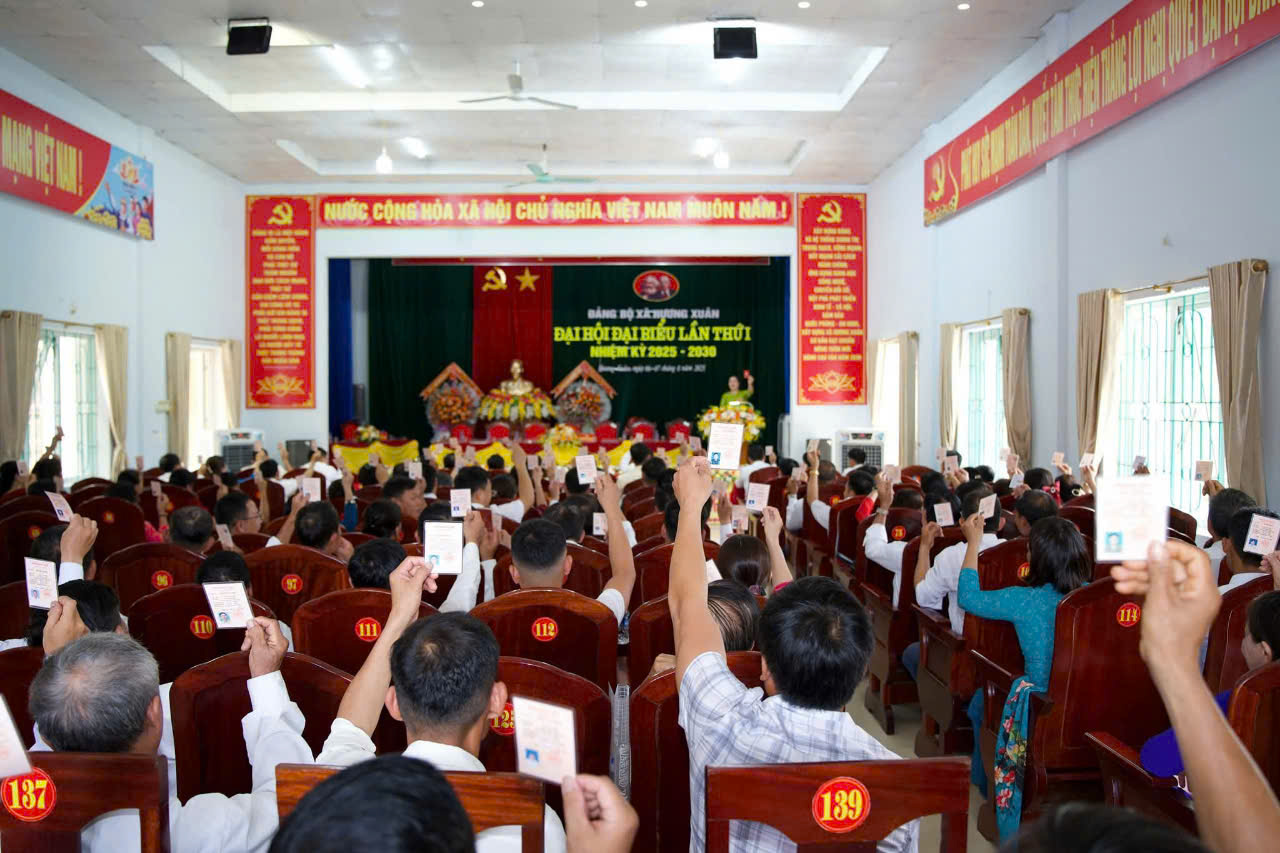 bểu quy&eacute;t.jpg